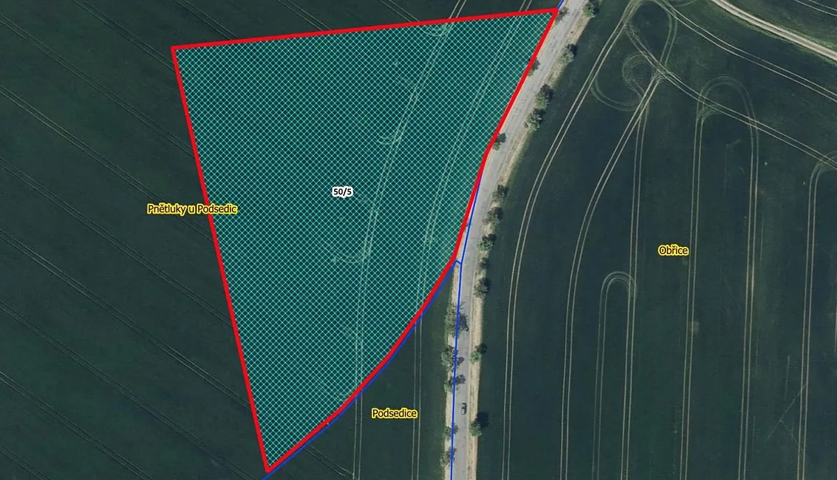 Prodej pole 16077 m²